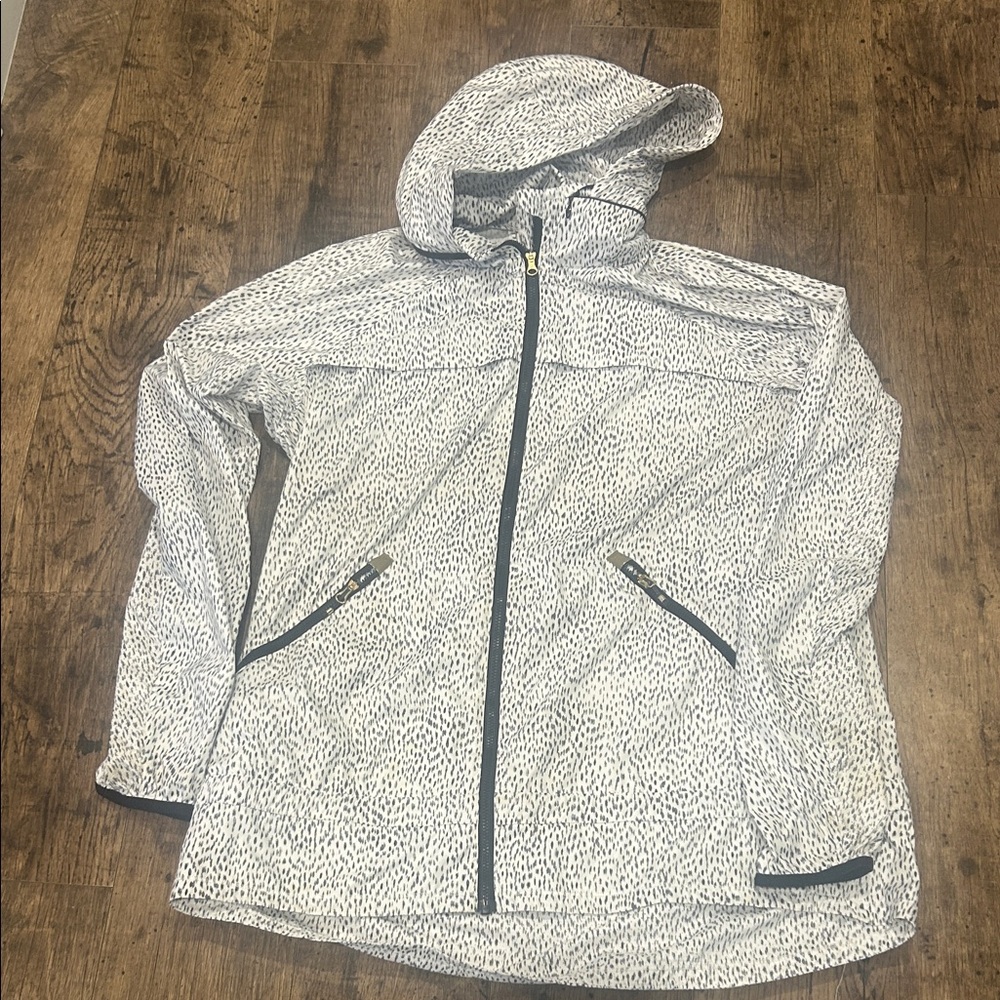 Lululemon Athletica White and Black Patterned Ski Jacket